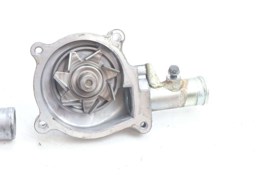 photo de BOMBA AGUA KAWASAKI ZZR 600 (1995 - 2004) - Otra perspectiva