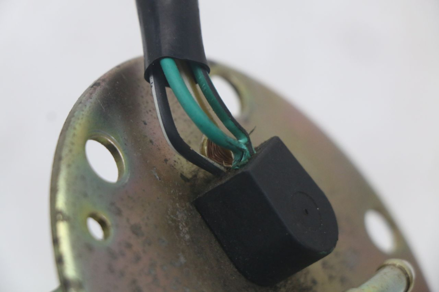 photo de BOMBA DE COMBUSTIBLE QUADRO 3D S 350 (2013 - 2018) - Detalles de los puntos de fijación