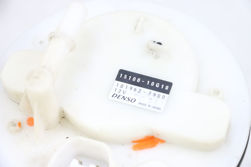 photo de BOMBA GASOLINA SUZUKI BURGMAN 650 (2013 - 2020) - Estado de la superficie y material