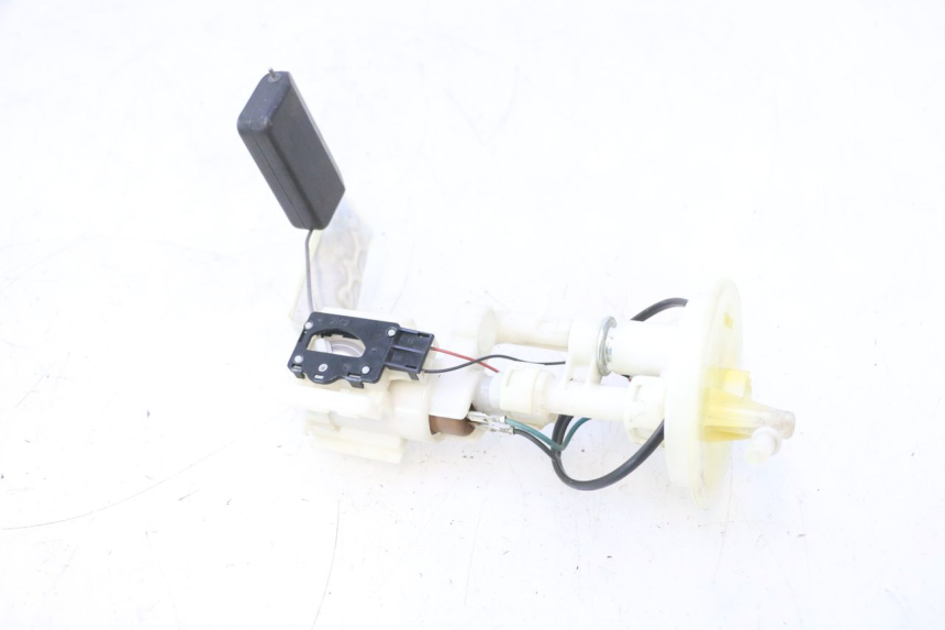 photo de BOMBA DE COMBUSTIBLE SUZUKI BURGMAN 125 (2007 - 2014) - Vista principal