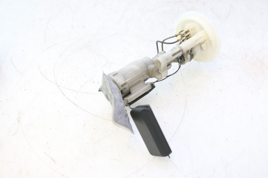 photo de BOMBA DE COMBUSTIBLE SUZUKI BURGMAN 125 (2007 - 2014) - Recambio usado revisado
