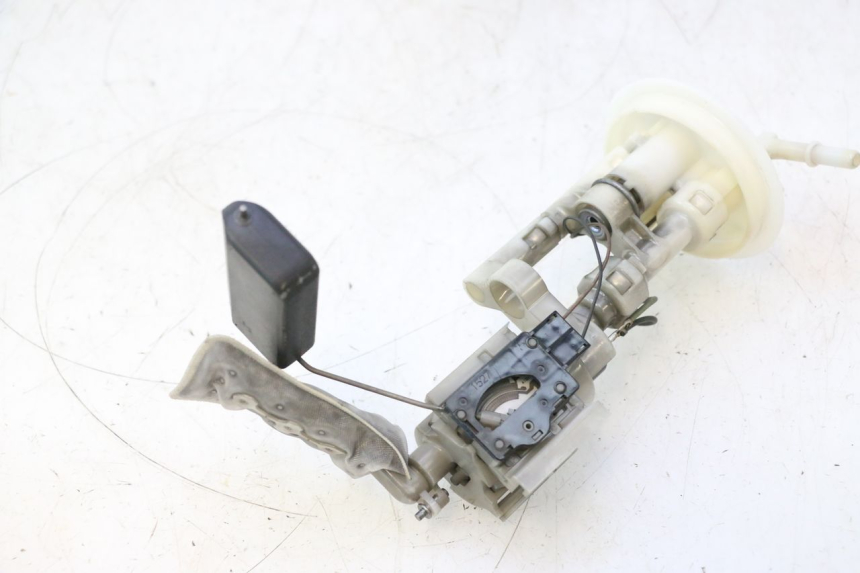 photo de BOMBA DE COMBUSTIBLE SUZUKI BURGMAN 125 (2007 - 2014) - Marcados y referencias originales
