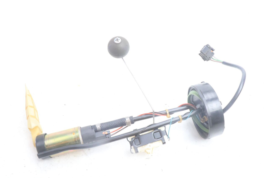 photo de BOMBA GASOLINA BMW C1 125 (2000 - 2003) - Detalle de la pieza