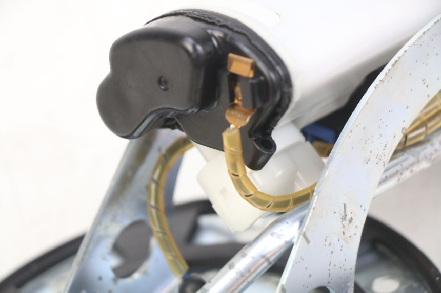 photo de BOMBA DE COMBUSTIBLE HONDA CB R 1000 (2018 - 2023) - Vista general del producto