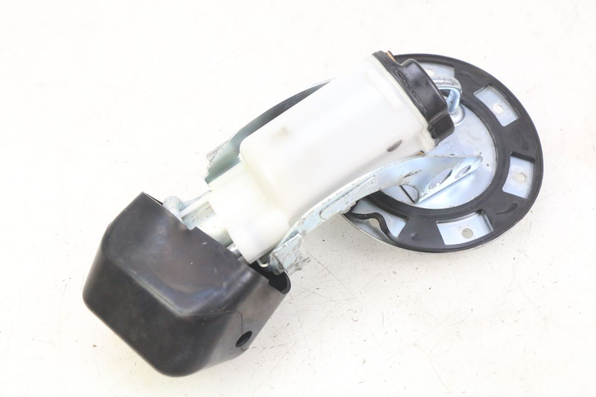 photo de BOMBA DE COMBUSTIBLE HONDA CB R 1000 (2018 - 2023) - Detalles de los puntos de fijación