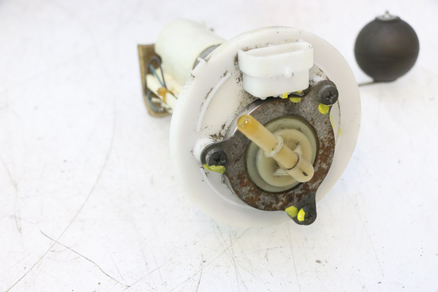 photo de BOMBA DE COMBUSTIBLE PEUGEOT CITYSTAR 125 (2011 - 2017) - Detalle de la pieza