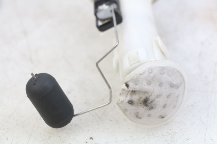 photo de BOMBA DE COMBUSTIBLE KYMCO DOWNTOWN ABS 125 (2015 - 2017) - Primer plano técnico