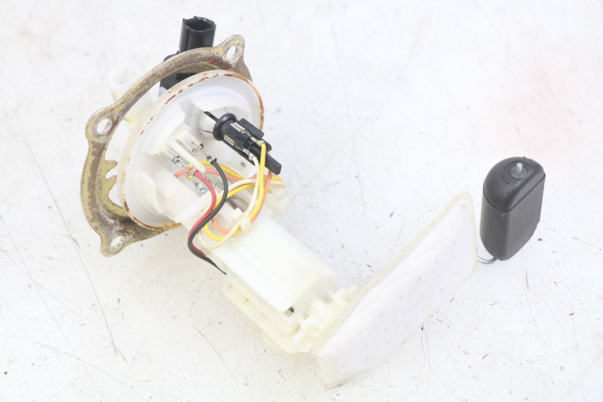 photo de BOMBA DE COMBUSTIBLE YAMAHA D'ELIGHT DELIGHT 125 (2017 - 2020) - Detalles de los puntos de fijación