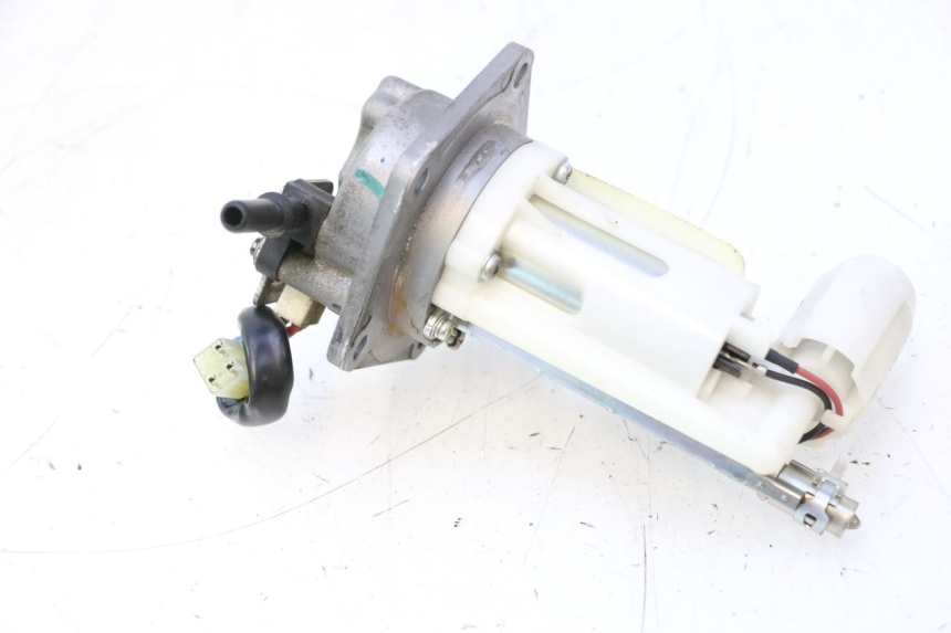 photo de BOMBA GASOLINA KAWASAKI ER-6 ER6 N 650 (2005 - 2009) - Vista principal