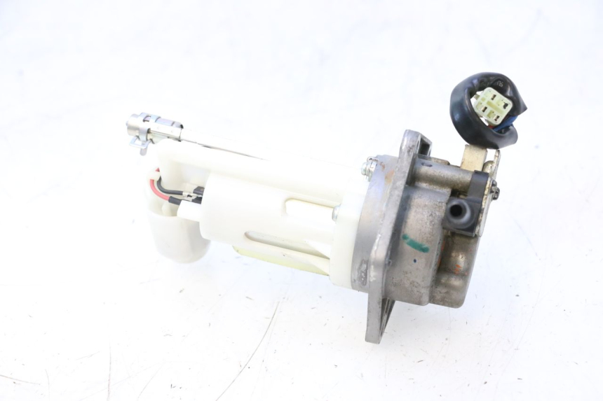 photo de BOMBA GASOLINA KAWASAKI ER-6 ER6 N 650 (2005 - 2009) - Zoom estado de uso