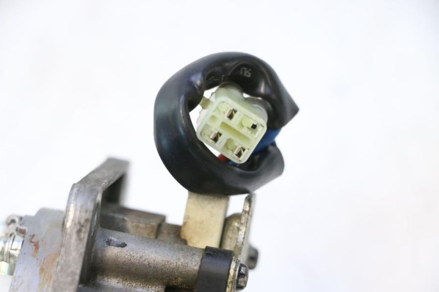photo de BOMBA GASOLINA KAWASAKI ER-6 ER6 N 650 (2005 - 2009) - Otra perspectiva