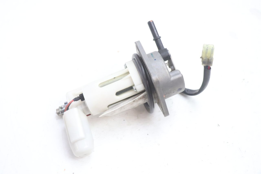 photo de BOMBA GASOLINA KAWASAKI ER-6 ER6 N 650 (2005 - 2009) - Vista principal