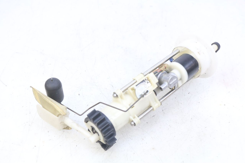 photo de BOMBA DE COMBUSTIBLE HONDA FES PANTHEON 125 (2003 - 2007) - Otra perspectiva