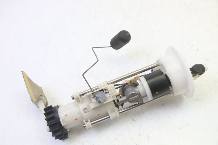 photo de BOMBA DE COMBUSTIBLE HONDA FES S-WING SWING ABS 125 (2007 - 2015) - Detalle de la pieza
