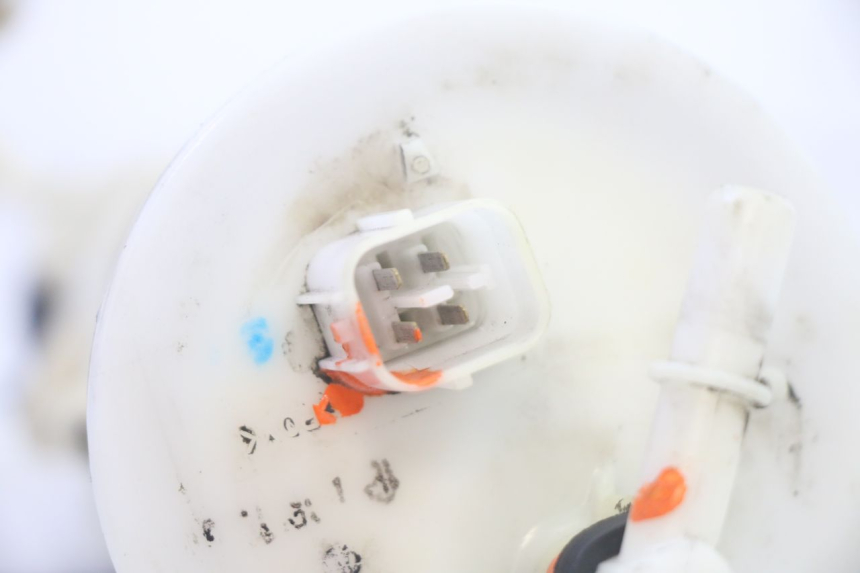 photo de BOMBA DE COMBUSTIBLE HONDA FES S-WING SWING ABS 125 (2007 - 2015) - Detalles de los puntos de fijación