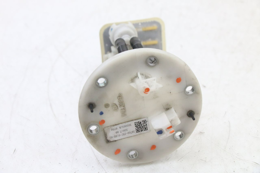 photo de BOMBA DE COMBUSTIBLE SYM FIDDLE 3 III 125 (2014 - 2020) - Zoom estado de uso