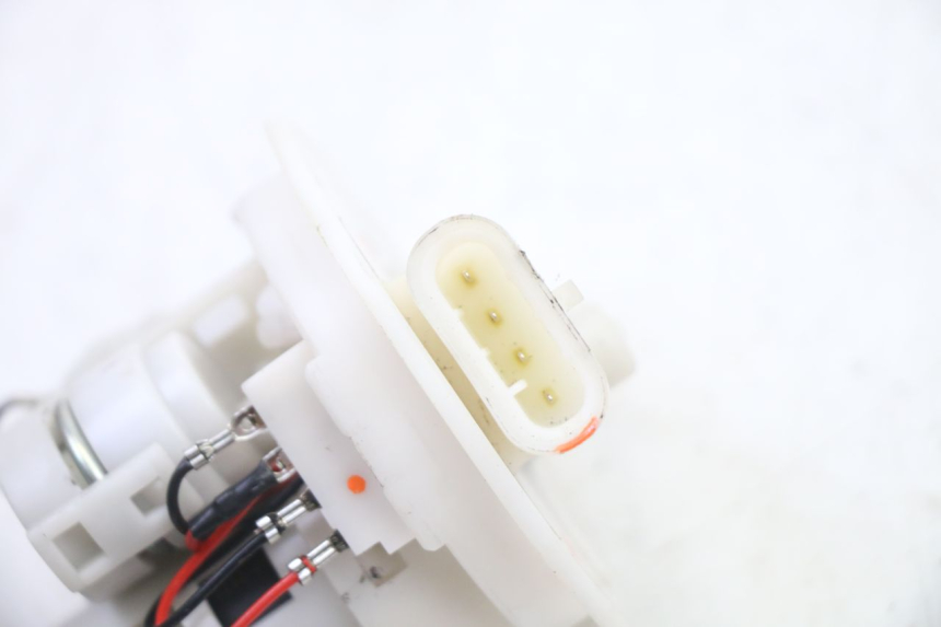 photo de BOMBA GASOLINA VENESI FLY RETRO 4T 50 (2020 - 2025) - Detalle de la pieza