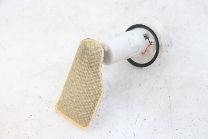 photo de BOMBA GASOLINA HONDA FORZA ABS 300 (2013 - 2017) - Detalle de la pieza