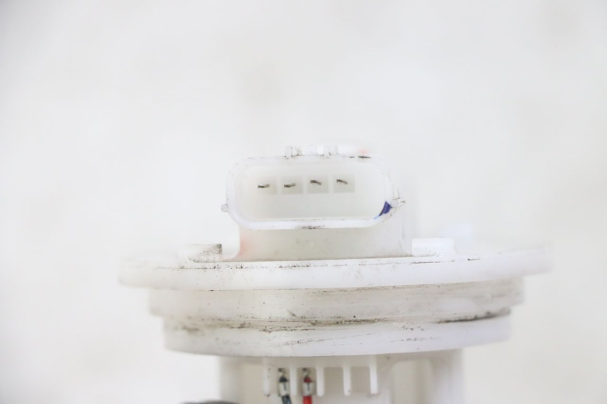 photo de BOMBA GASOLINA HONDA FORZA ABS 300 (2013 - 2017) - Primer plano técnico