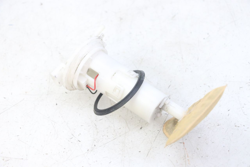 photo de BOMBA GASOLINA HONDA FORZA ABS 300 (2013 - 2017) - Detalles de los puntos de fijación