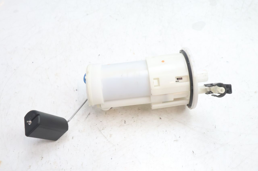 photo de BOMBA GASOLINA YAMAHA FZ8 800 (2010 - 2016) - Zoom estado de uso