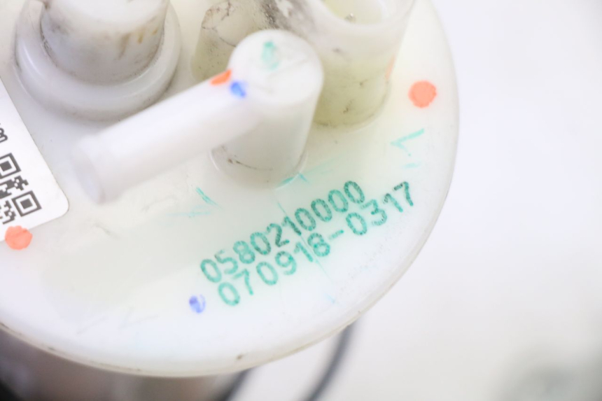 photo de BOMBA GASOLINA BMW G310 R 310 (2016 - 2020) - Vista general del producto