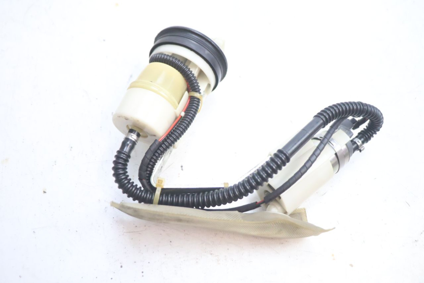 photo de BOMBA DE COMBUSTIBLE GILERA GP 800 (2007 - 2013) - Vista principal