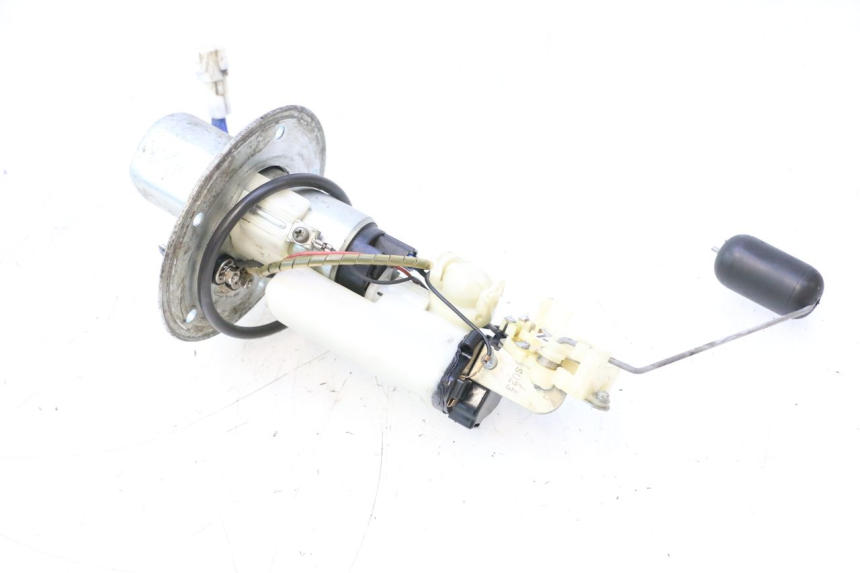 photo de BOMBA GASOLINA SUZUKI GSR 600 (2005 - 2012) - Características distintivas