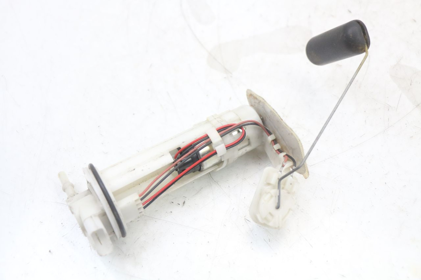 photo de BOMBA DE COMBUSTIBLE HONDA PCX (JF28) 125 (2009 - 2011) - Otra perspectiva