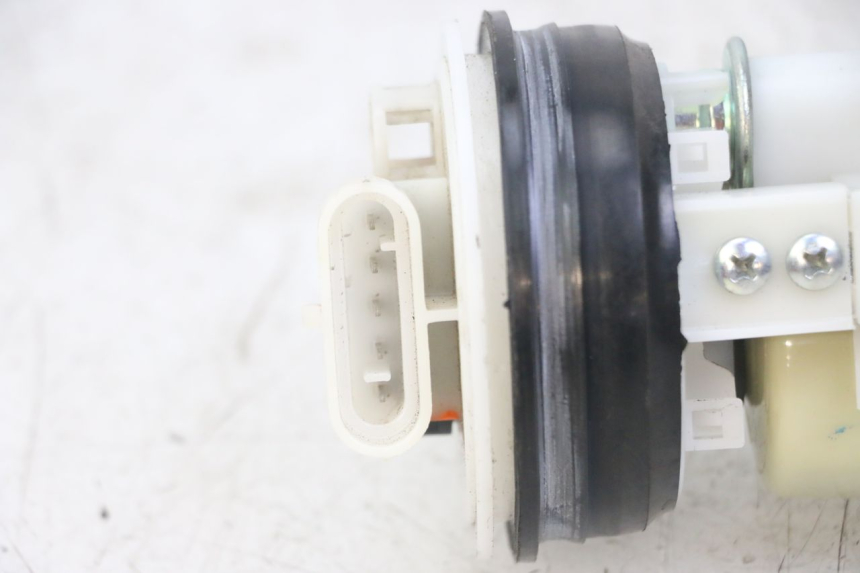 photo de BOMBA GASOLINA PIAGGIO IE MP3 YOURBAN 300 (2011 - 2016) - Vista general del producto