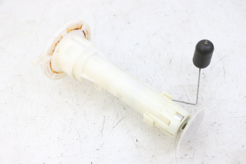 photo de BOMBA GASOLINA SYM JOYMAX 125 (2010 - 2017) - Detalles de los puntos de fijación