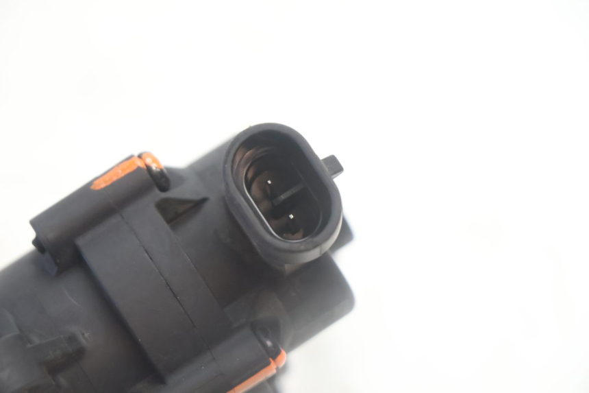 photo de BOMBA DE COMBUSTIBLE PEUGEOT KISBEE 4T 50 (2018 - 2022) - Otra perspectiva