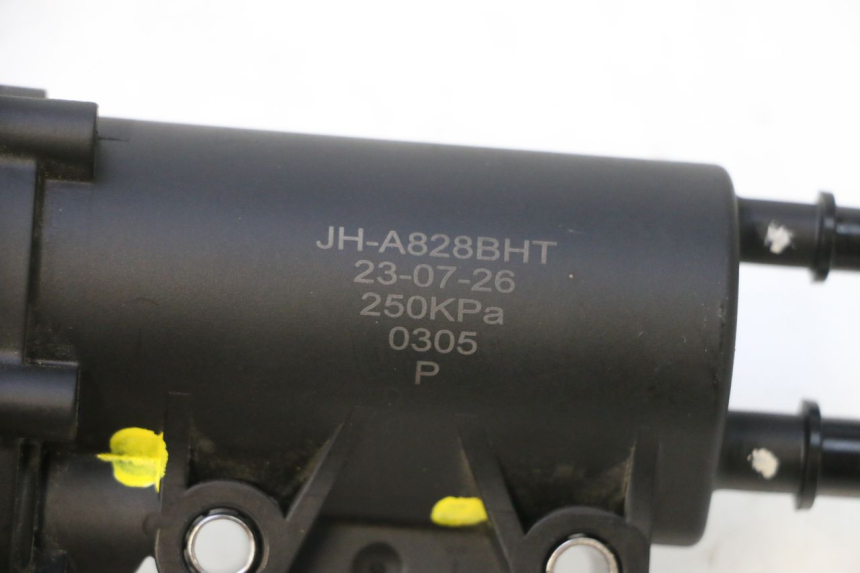 photo de BOMBA GASOLINA PEUGEOT KISBEE 4T 50 (2023 - 2026) - Zoom estado de uso