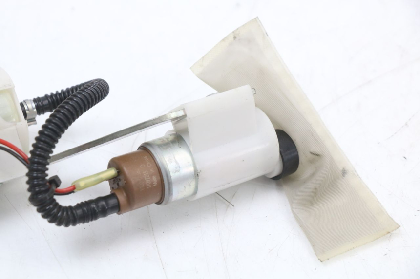 photo de BOMBA GASOLINA PIAGGIO LIBERTY 4T 50 (2018 - 2021) - Otra perspectiva