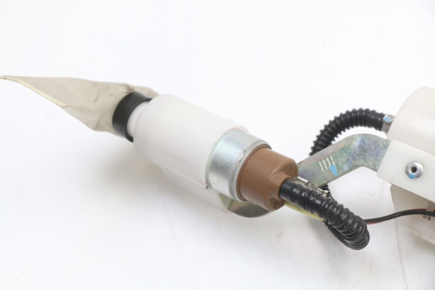 photo de BOMBA GASOLINA PIAGGIO LIBERTY 4T 50 (2018 - 2021) - Detalles de los puntos de fijación