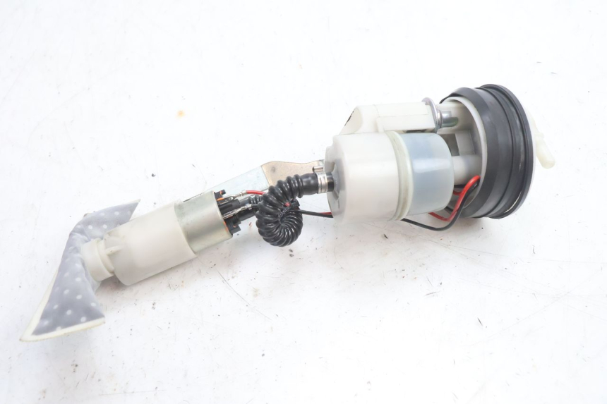 photo de BOMBA GASOLINA PIAGGIO LIBERTY IGET 4T 50 (2021 - 2025) - Zoom estado de uso