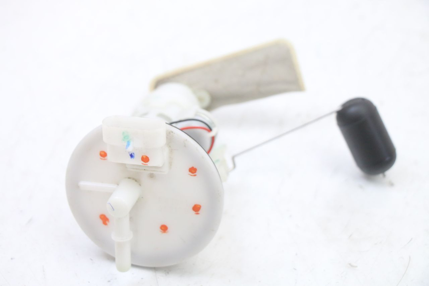 photo de BOMBA GASOLINA LONGJIA SHARPY 125 (2020 - 2024) - Primer plano técnico