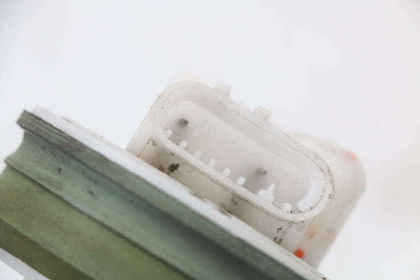 photo de BOMBA GASOLINA PIAGGIO MP3 HPE 350 (2018 - 2020) - Vista general del producto