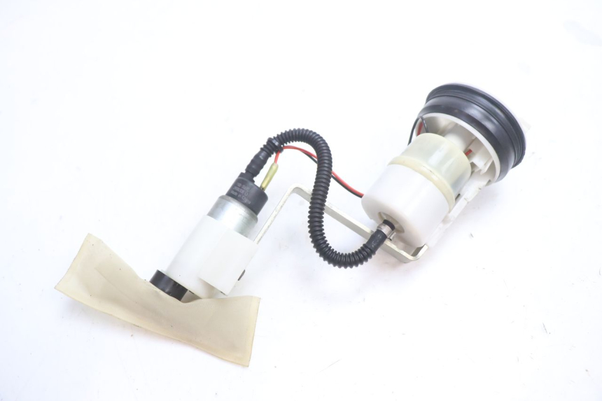 photo de BOMBA GASOLINA PIAGGIO MP3 LT 300 (2010 - 2016) - Vista principal