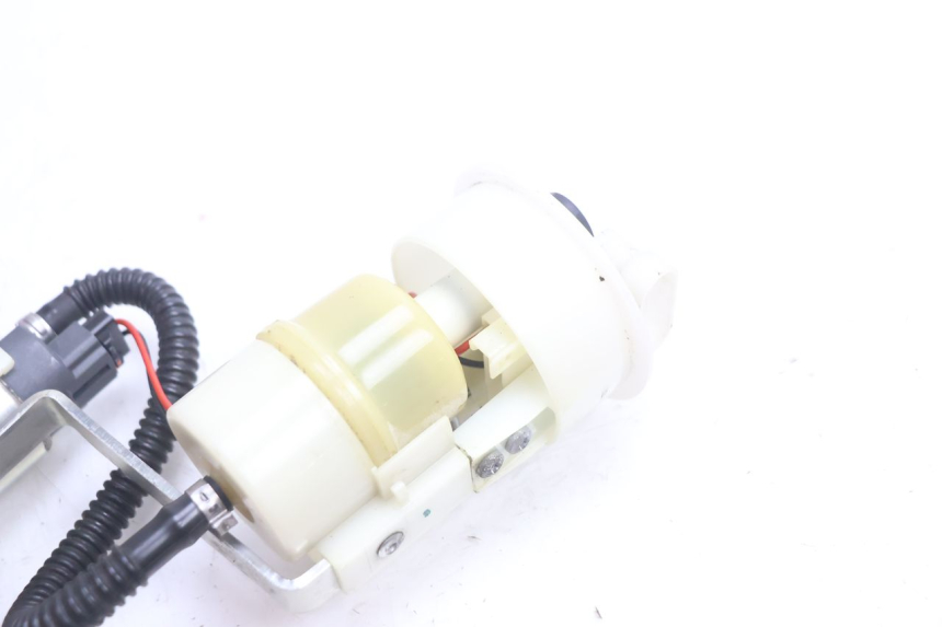 photo de BOMBA DE COMBUSTIBLE PIAGGIO MP3 LT 400 (2007 - 2012) - Zoom estado de uso