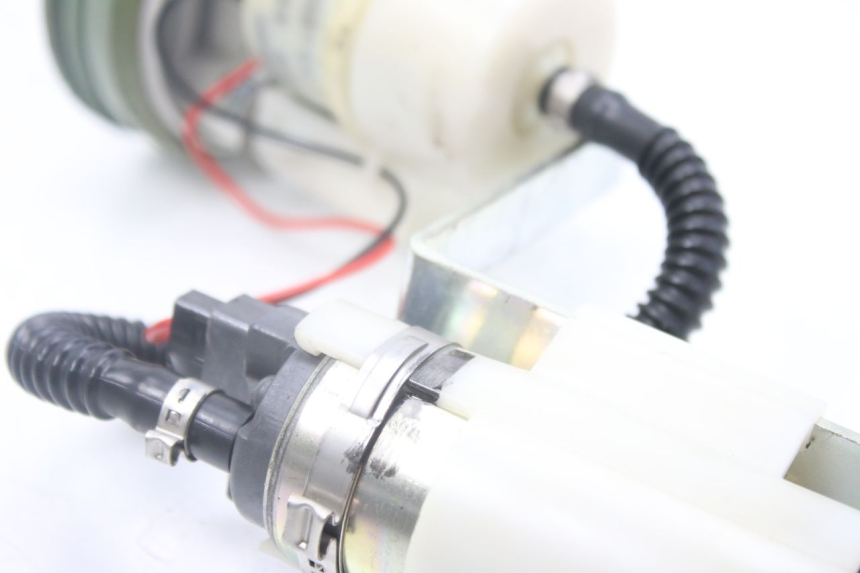 photo de BOMBA DE COMBUSTIBLE PIAGGIO MP3 500 (2014 - 2017) - Otra perspectiva