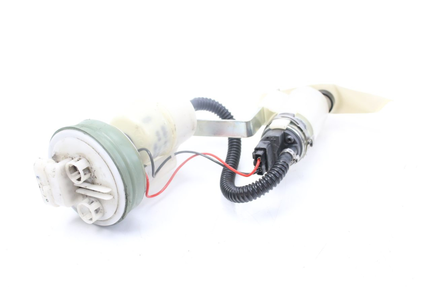 photo de BOMBA DE COMBUSTIBLE PIAGGIO MP3 500 (2014 - 2017) - Primer plano técnico