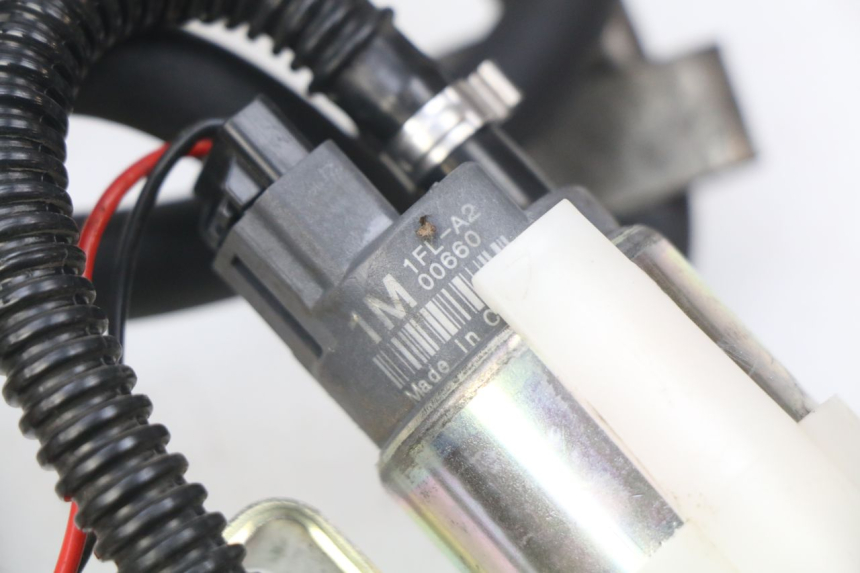 photo de BOMBA DE COMBUSTIBLE PIAGGIO MP3 500 (2011 - 2015) - Zoom estado de uso