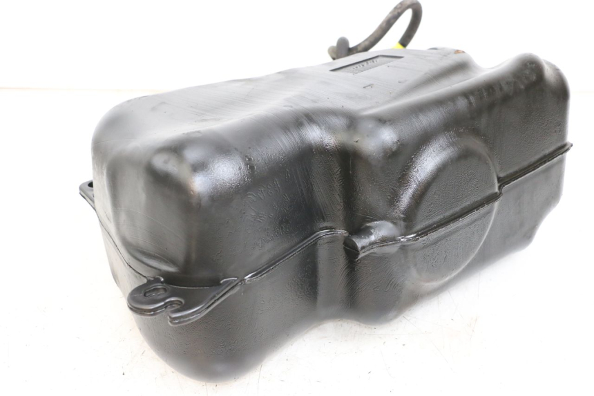 photo de BOMBA DE COMBUSTIBLE PIAGGIO MP3 500 (2011 - 2015) - Primer plano técnico