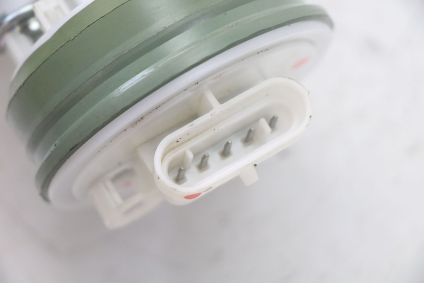 photo de BOMBA DE COMBUSTIBLE PIAGGIO MP3 500 (2014 - 2017) - Otra perspectiva