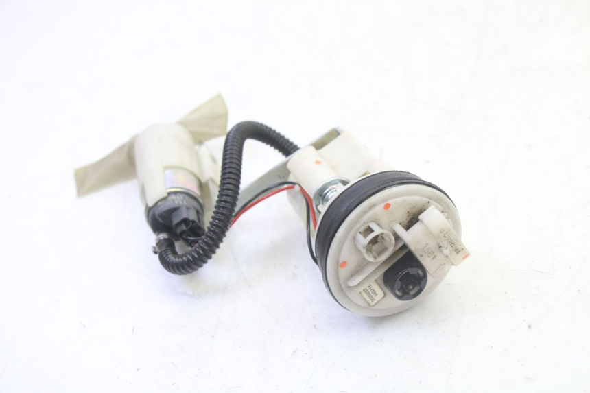 photo de BOMBA DE COMBUSTIBLE PIAGGIO MP3 500 (2011 - 2015) - Otra perspectiva