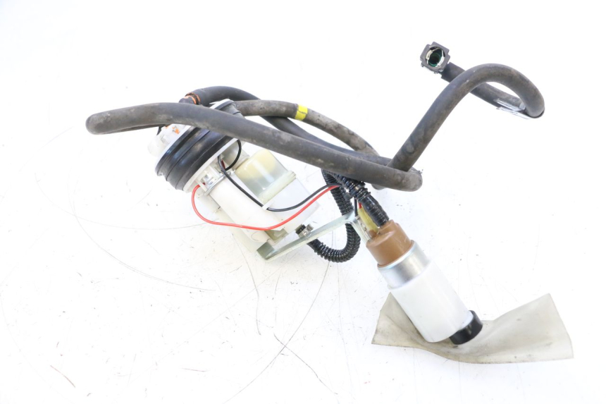 photo de BOMBA DE COMBUSTIBLE PIAGGIO MP3 RL 250 (2006 - 2010) - Estado de la superficie y material