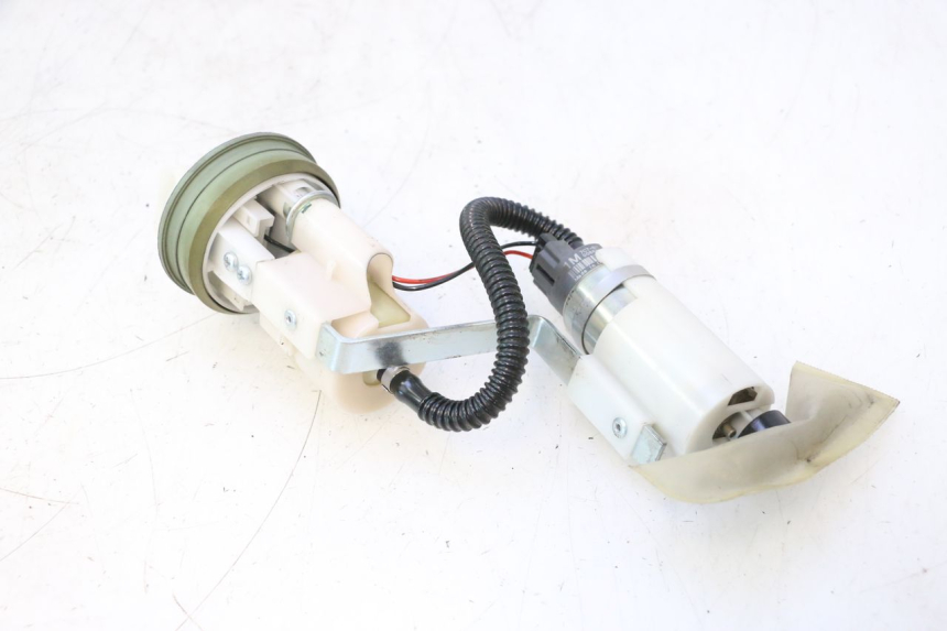 photo de BOMBA GASOLINA PIAGGIO MP3 500 (2016 - 2018) - Detalle de la pieza