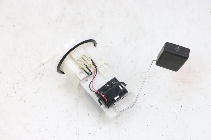 photo de BOMBA GASOLINA YAMAHA MT-07 MT07 ABS 700 (2018 - 2020) - Vista general del producto