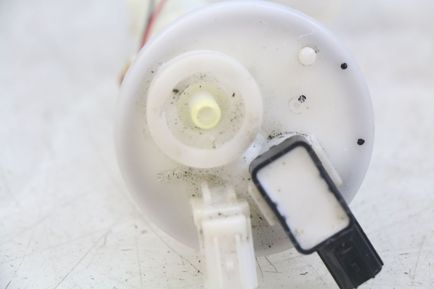 photo de BOMBA DE COMBUSTIBLE YAMAHA MT ABS 125 (2014 - 2018) - Zoom estado de uso